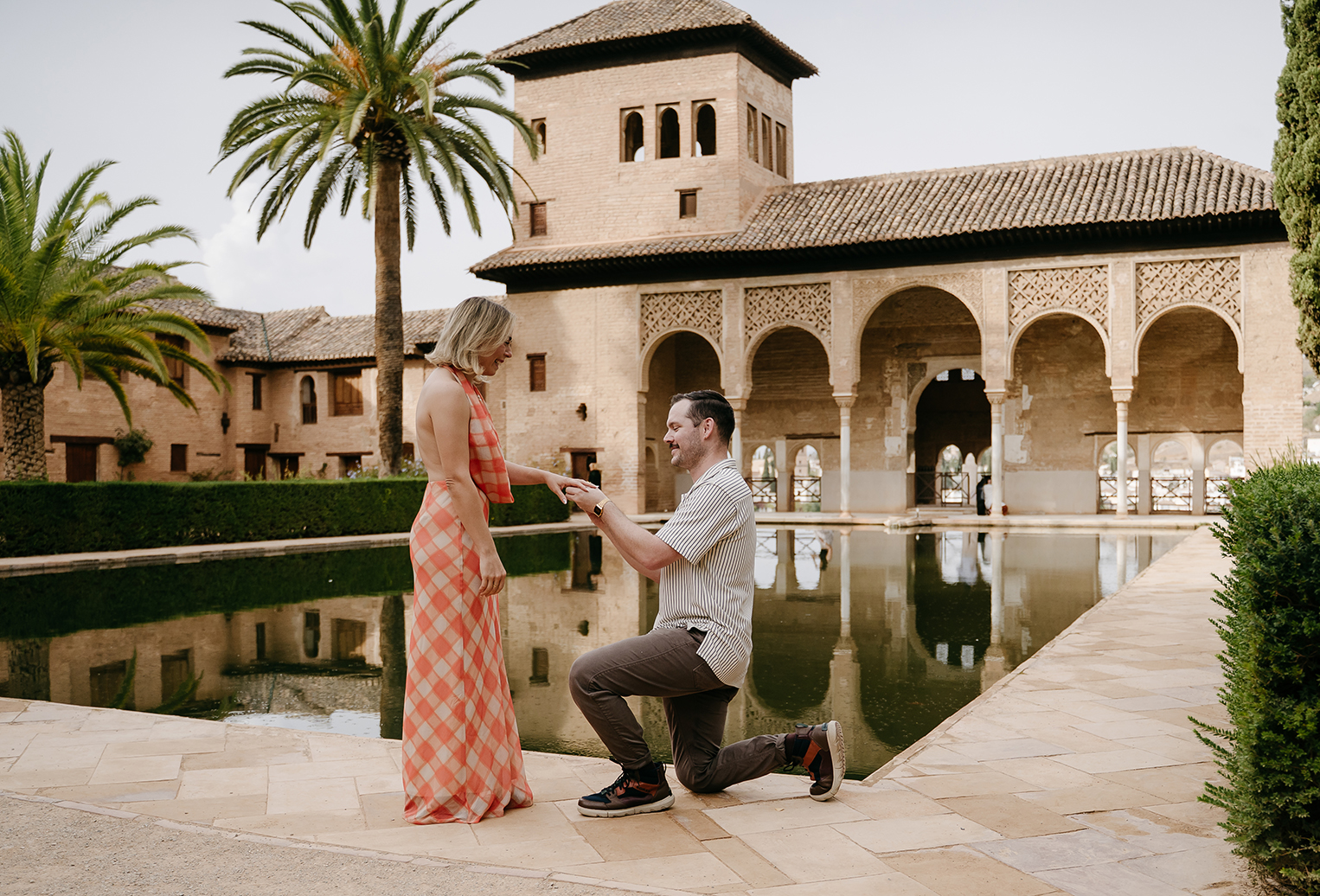 Pedida de mano en Granada con vistas a la Alhambra